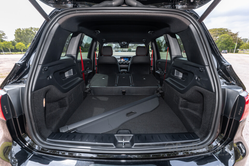 Mercedes-Benz AMG GLB X247 Facelift (2024) Interior