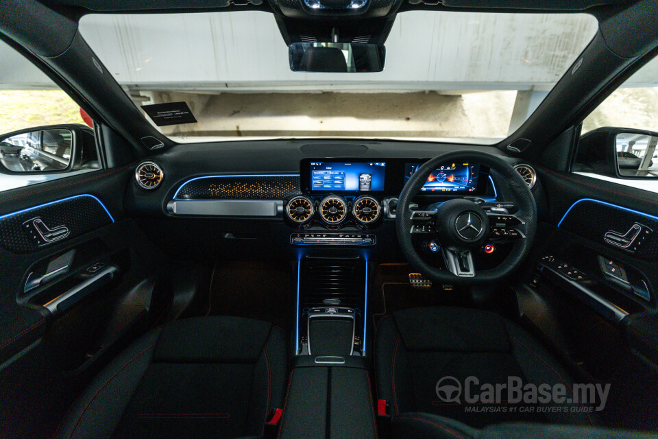 Mercedes-Benz AMG GLB X247 Facelift (2024) Interior