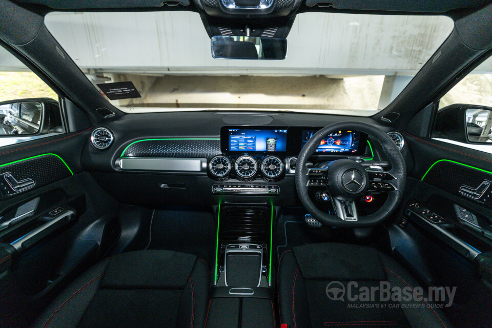 Mercedes-Benz AMG GLB X247 Facelift (2024) Interior