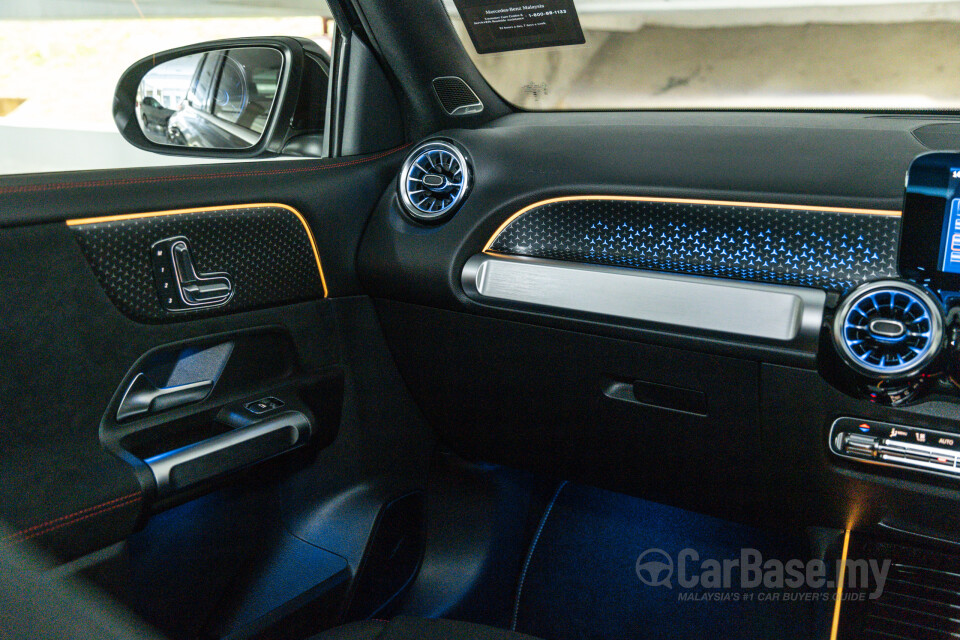 Mercedes-Benz AMG GLB X247 Facelift (2024) Interior