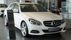 Mercedes-Benz E-Class Exterior photo