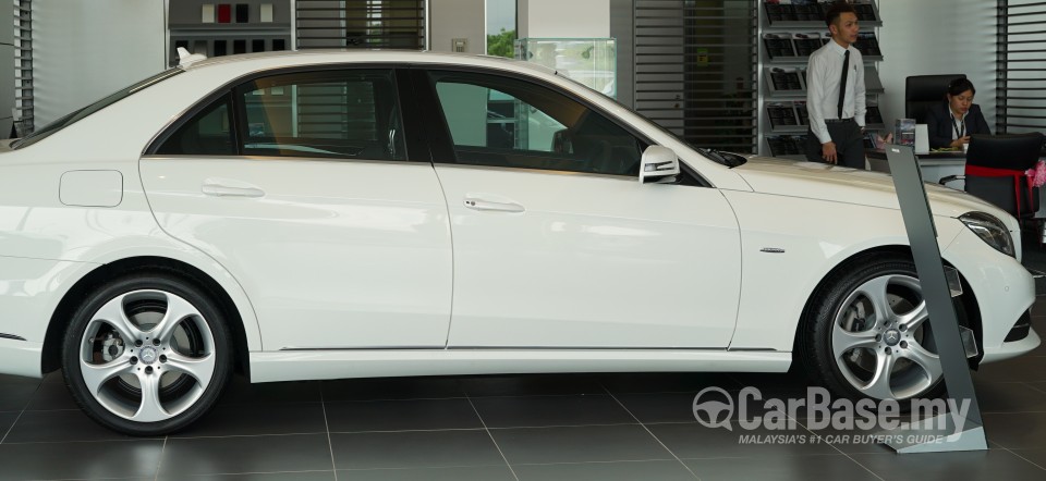 Mercedes-Benz E-Class W212 Facelift (2013) Exterior