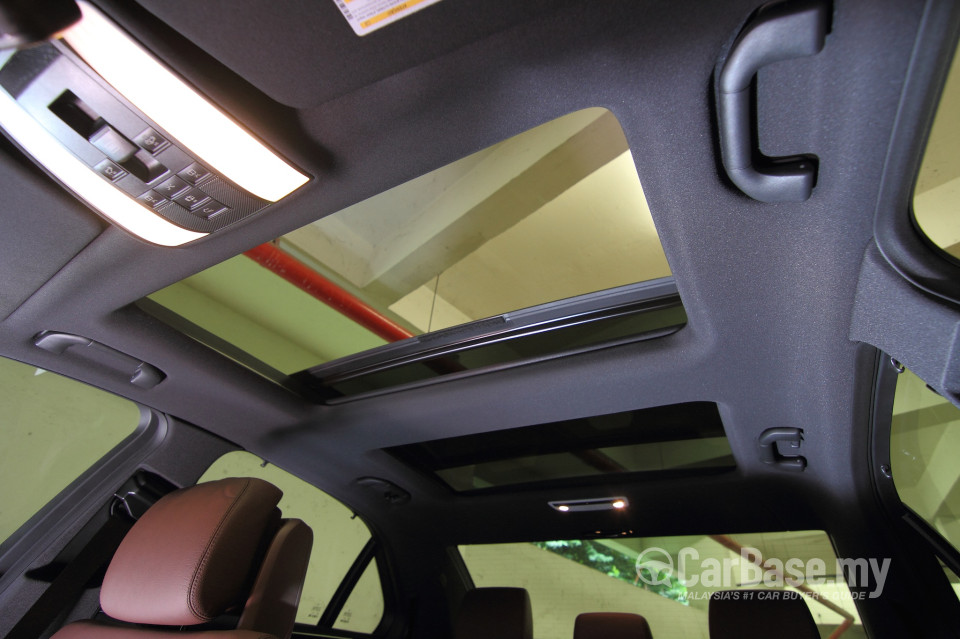 Mercedes-Benz E-Class W212 Facelift (2013) Interior