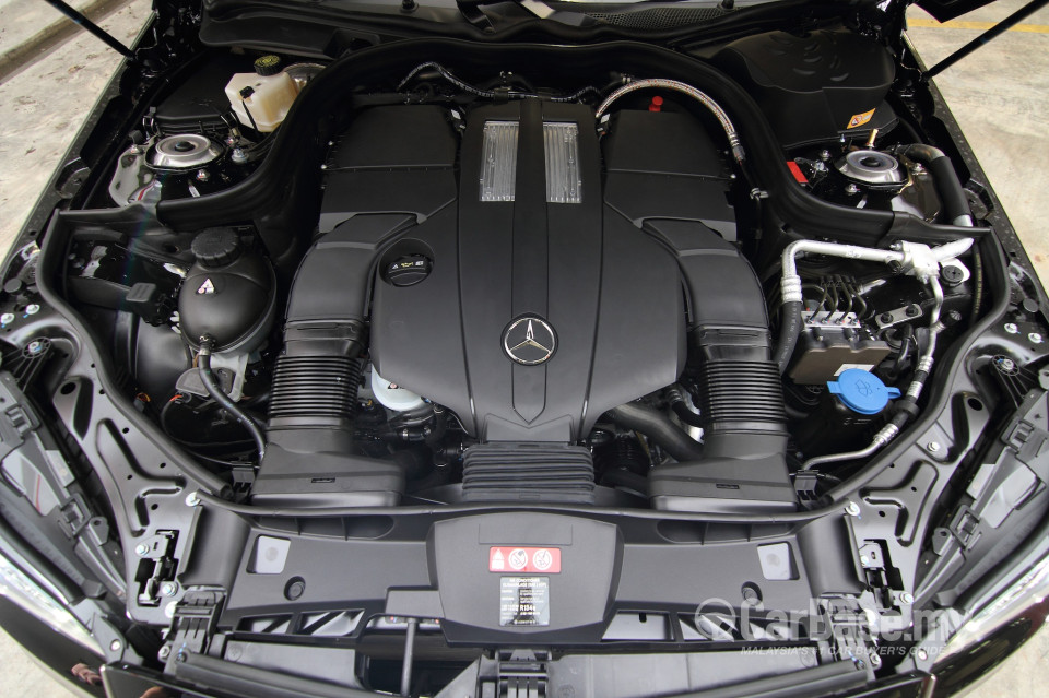 Mercedes-Benz E-Class W212 Facelift (2013) Interior