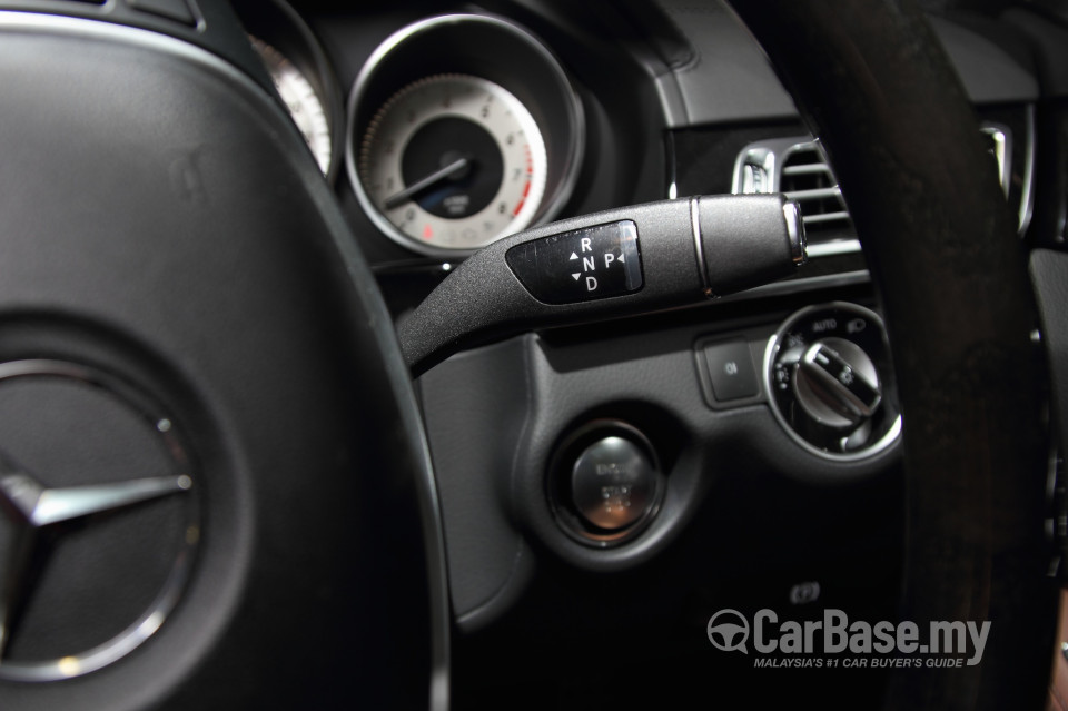 Mercedes-Benz E-Class W212 Facelift (2013) Interior