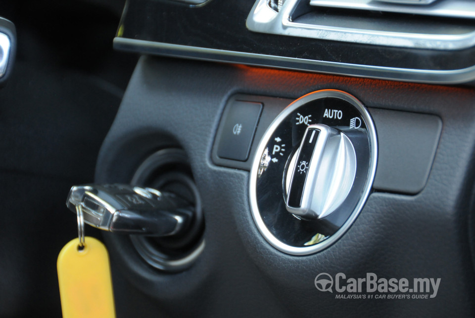Mercedes-Benz E-Class W212 Facelift (2013) Interior