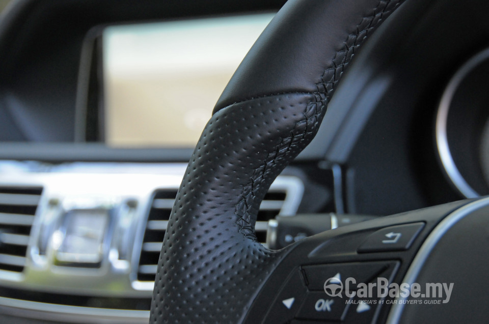 Mercedes-Benz E-Class W212 Facelift (2013) Interior