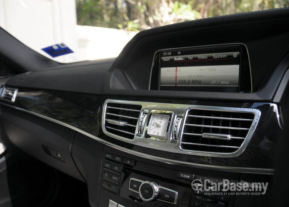 Mercedes-Benz E-Class W212 Facelift (2013) Interior