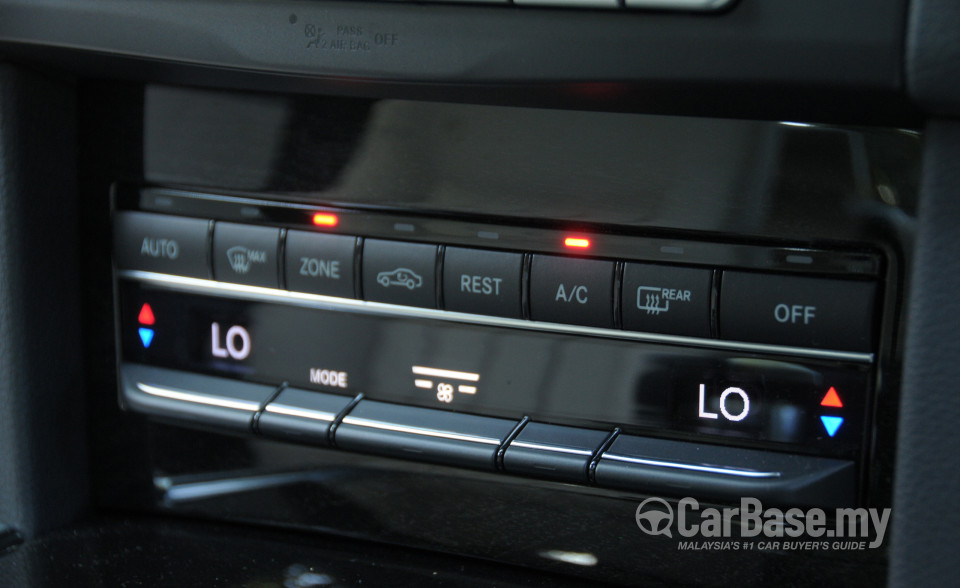 Mercedes-Benz E-Class W212 Facelift (2013) Interior