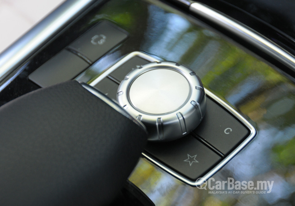 Mercedes-Benz E-Class W212 Facelift (2013) Interior