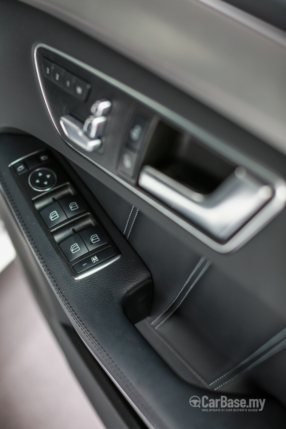 Mercedes-Benz E-Class W212 Facelift (2013) Interior