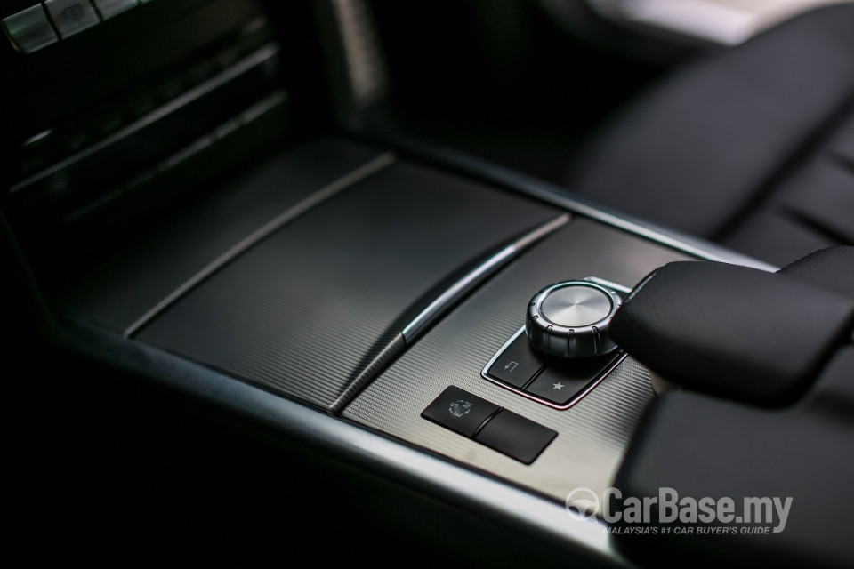 Mercedes-Benz E-Class W212 Facelift (2013) Interior