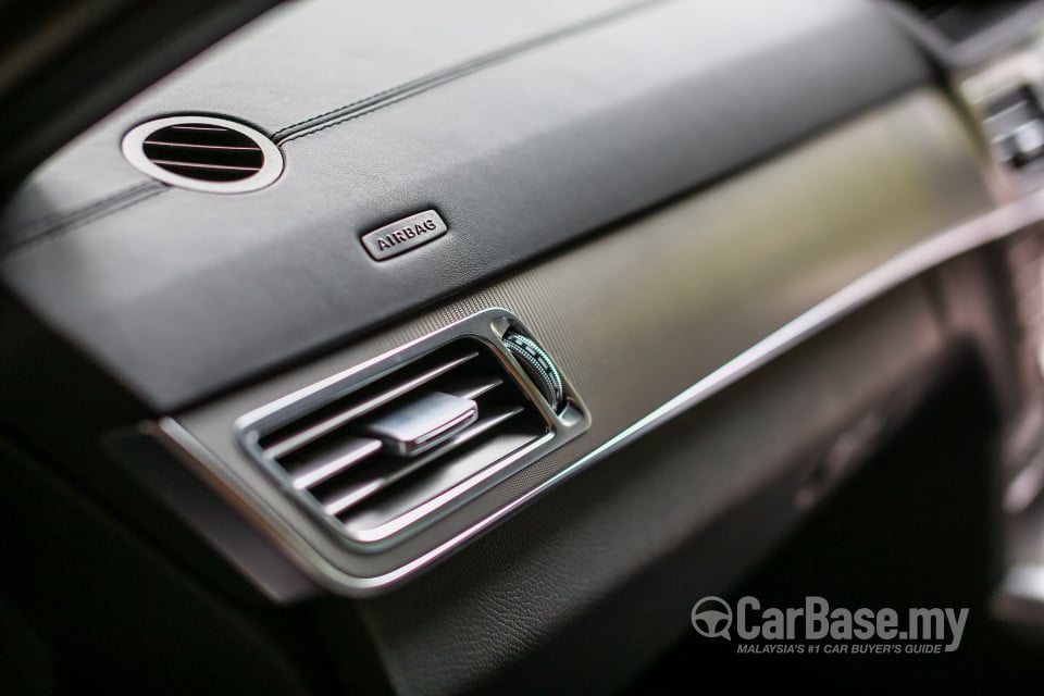 Mercedes-Benz E-Class W212 Facelift (2013) Interior