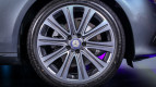 Mercedes-Benz E-Class Exterior photo