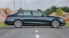 Mercedes-Benz E-Class Exterior photo