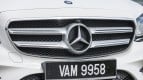 Mercedes-Benz E-Class Exterior photo