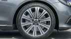 Mercedes-Benz E-Class Exterior photo