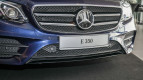 Mercedes-Benz E-Class Exterior photo