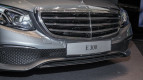 Mercedes-Benz E-Class Exterior photo