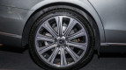 Mercedes-Benz E-Class Exterior photo