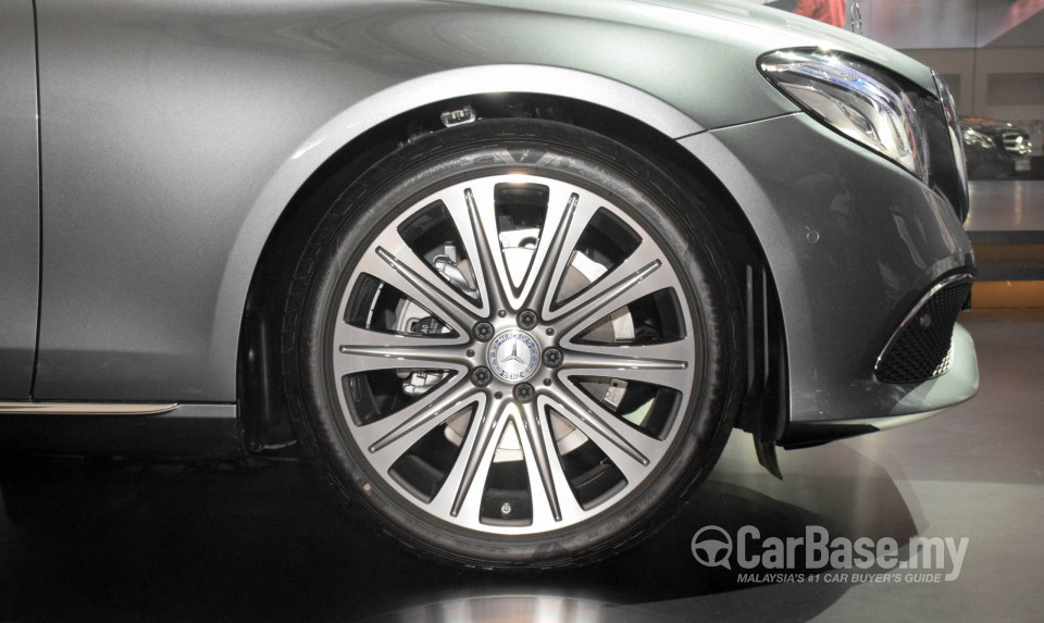Mercedes-Benz E-Class W213 (2016) Exterior