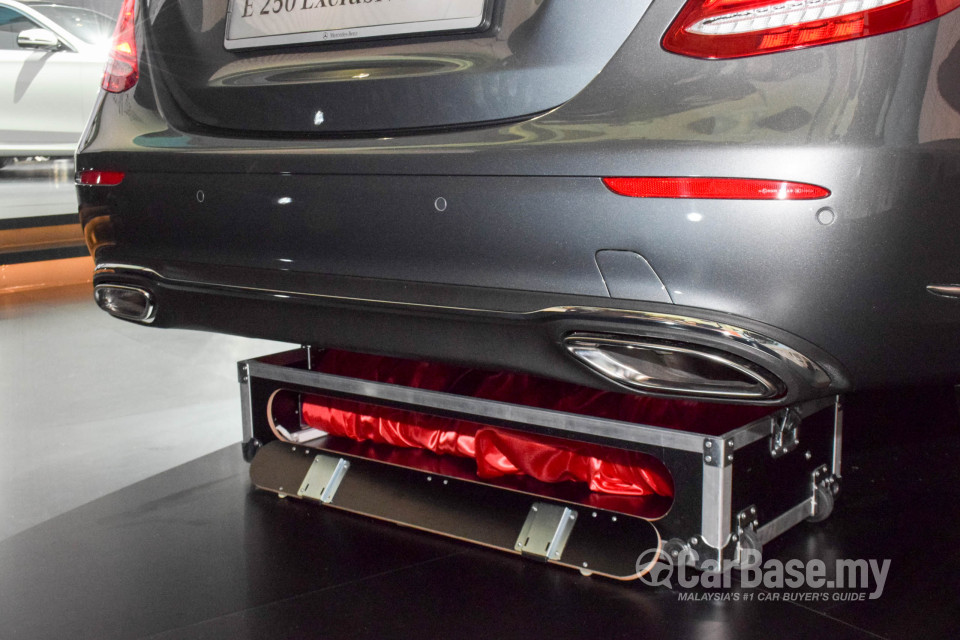 Mercedes-Benz E-Class W213 (2016) Exterior