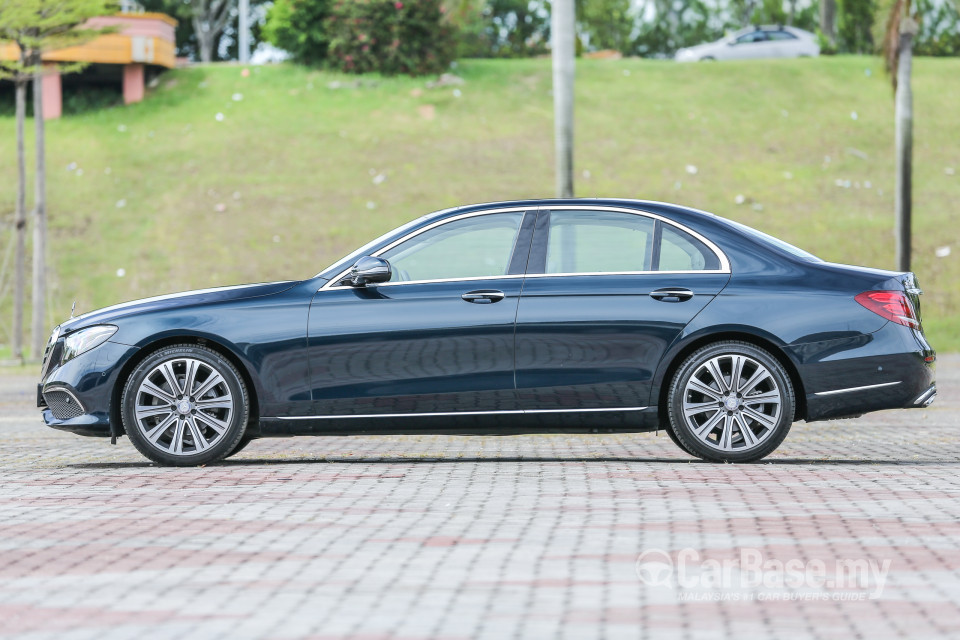 Mercedes-Benz E-Class W213 (2016) Exterior