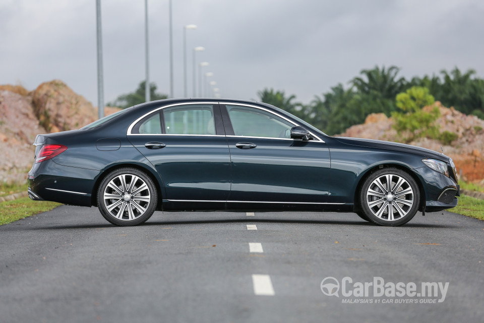Mercedes-Benz E-Class W213 (2016) Exterior