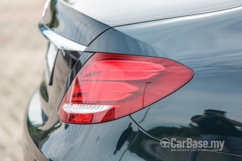 Mercedes-Benz E-Class W213 (2016) Exterior