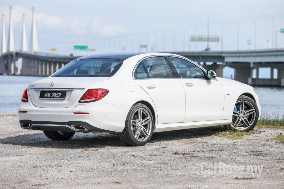 Mercedes-Benz E-Class W213 (2016) Exterior