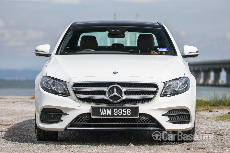 Mercedes-Benz E-Class W213 (2016) Exterior
