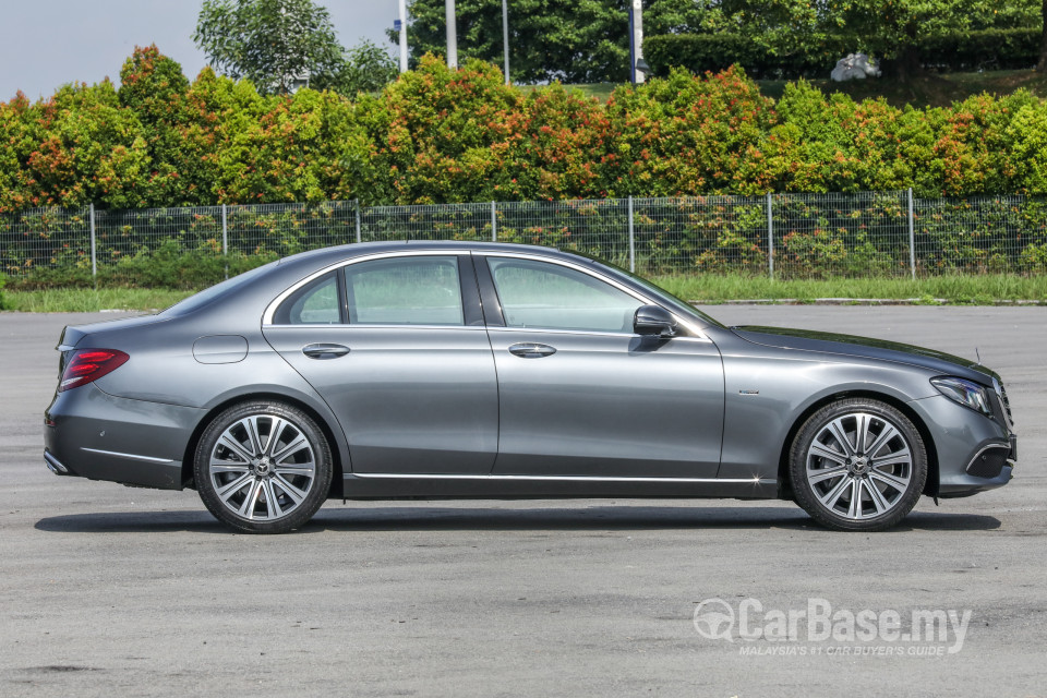 Mercedes-Benz E-Class W213 (2016) Exterior
