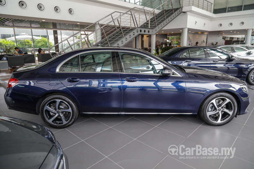 Mercedes-Benz E-Class W213 (2016) Exterior