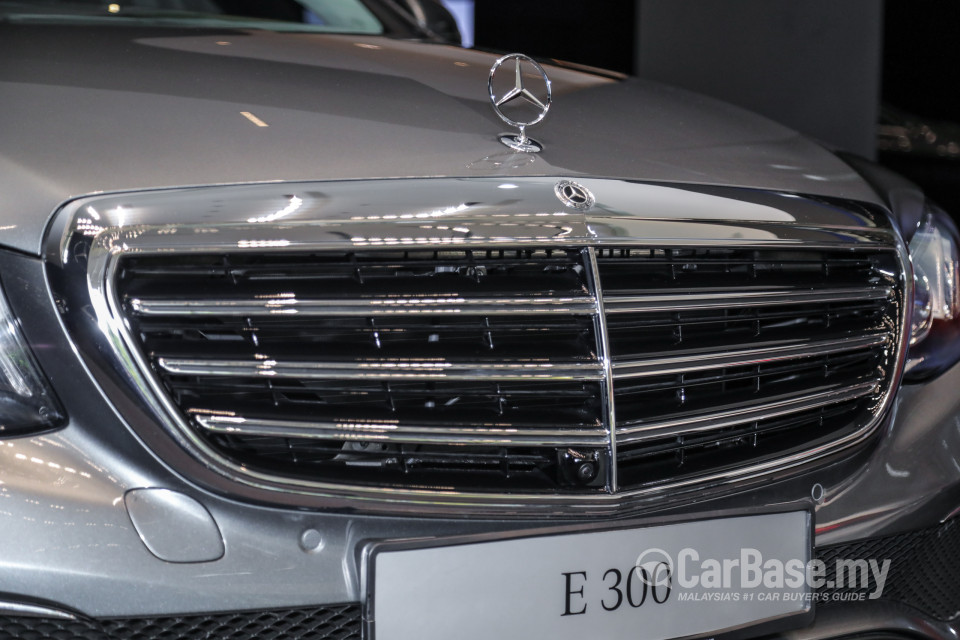 Mercedes-Benz E-Class W213 (2016) Exterior