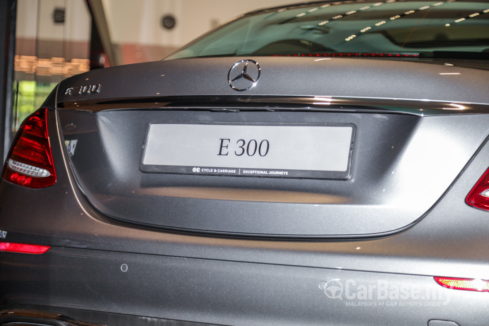 Mercedes-Benz E-Class W213 (2016) Exterior