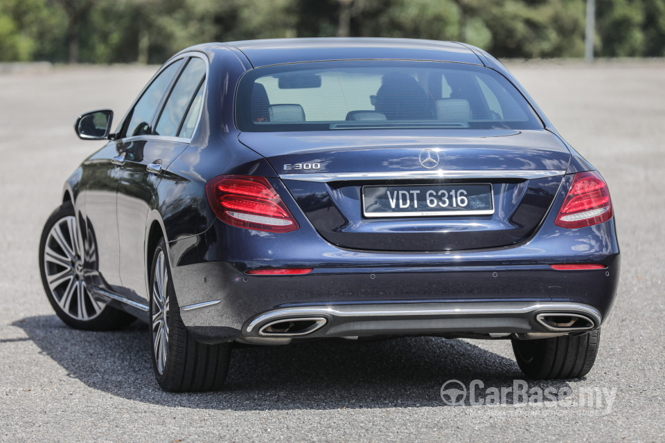 Mercedes-Benz E-Class W213 (2016) Exterior