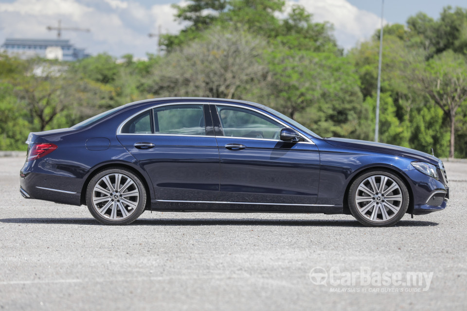 Mercedes-Benz E-Class W213 (2016) Exterior