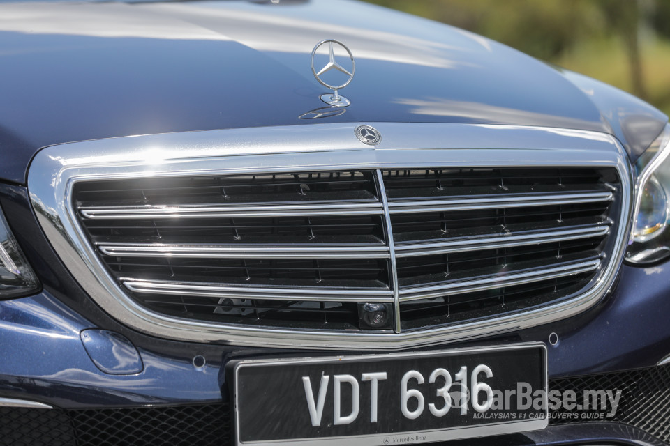 Mercedes-Benz E-Class W213 (2016) Exterior