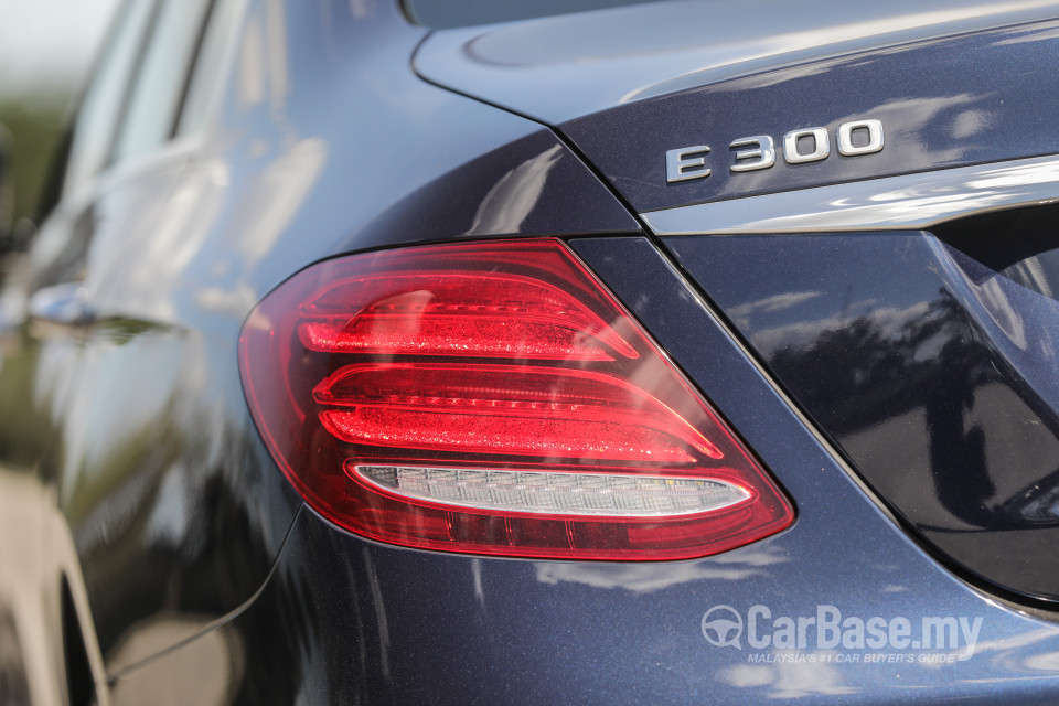 Mercedes-Benz E-Class W213 (2016) Exterior