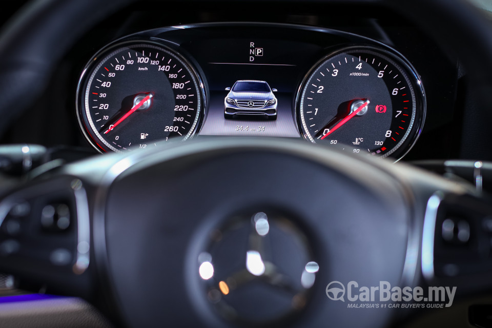 Mercedes-Benz E-Class W213 (2016) Interior