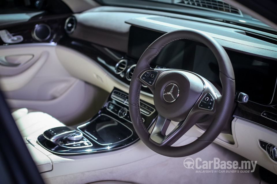 Mercedes-Benz E-Class W213 (2016) Interior