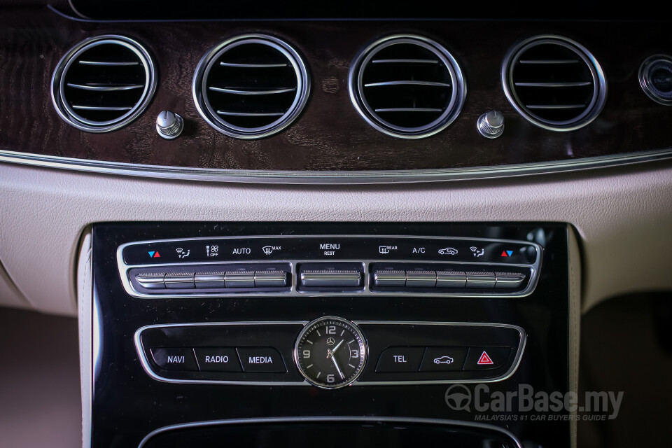 Volkswagen Vento Mk5 facelift (2016) Interior