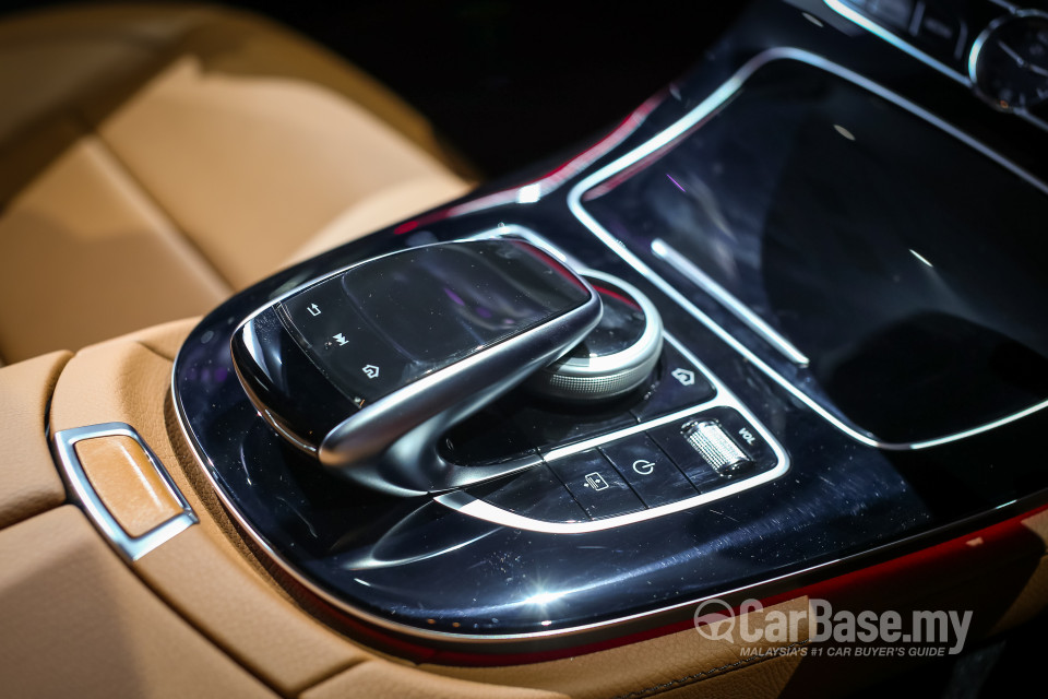 Mercedes-Benz E-Class W213 (2016) Interior