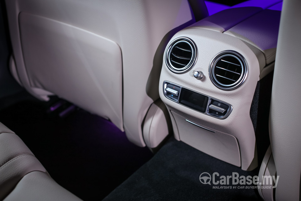 Mercedes-Benz E-Class W213 (2016) Interior