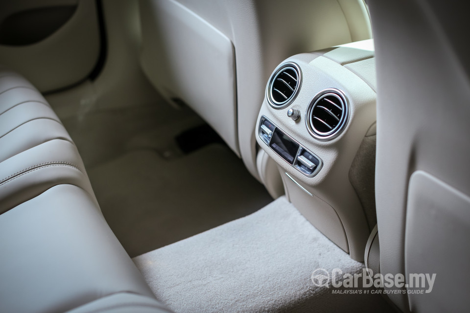 Mercedes-Benz E-Class W213 (2016) Interior