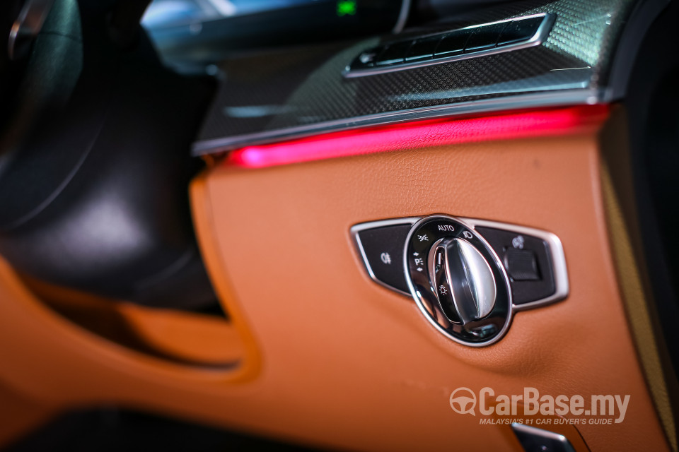Mercedes-Benz E-Class W213 (2016) Interior