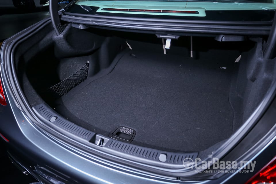 Mercedes-Benz E-Class W213 (2016) Interior