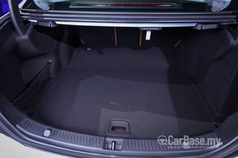 Mercedes-Benz E-Class W213 (2016) Interior
