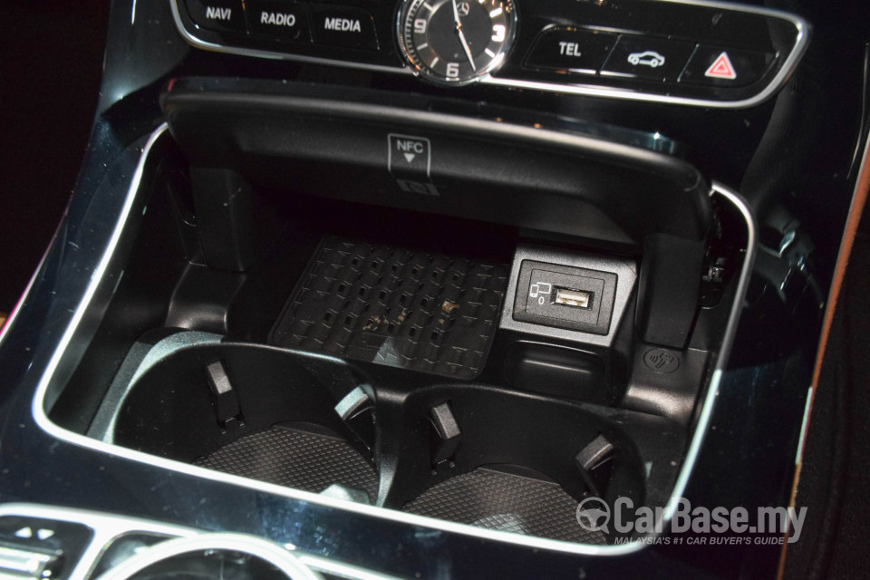 Mercedes-Benz E-Class W213 (2016) Interior