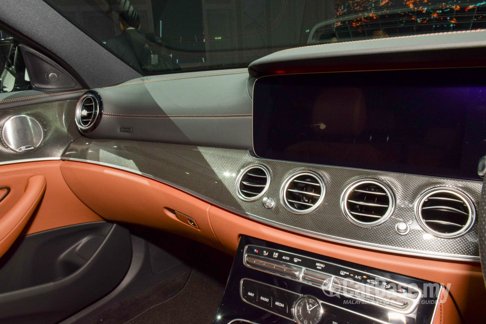 Mercedes-Benz E-Class W213 (2016) Interior
